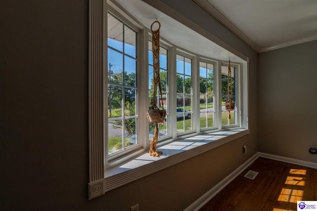 615 Pike Street, Elizabethtown, KY 42701