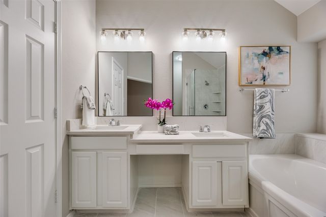 5512 Worley Drive, The Colony, TX 75056