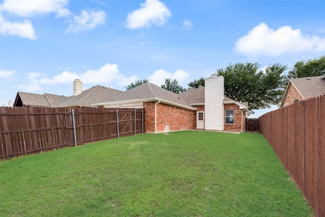 5512 Worley Drive, The Colony, TX 75056