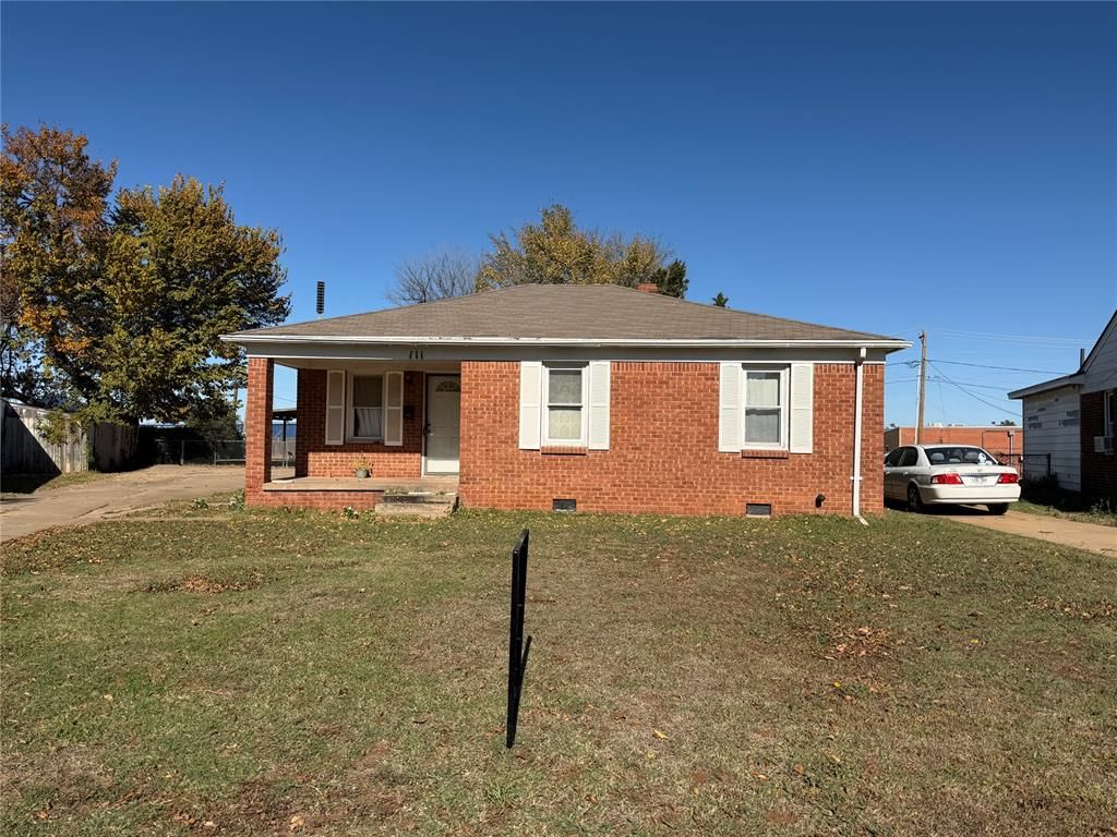 111 W Myrtle Drive, Midwest City, OK 73110