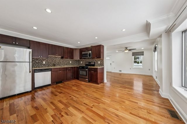 17 Maple Ave, West Orange Twp., NJ 07052