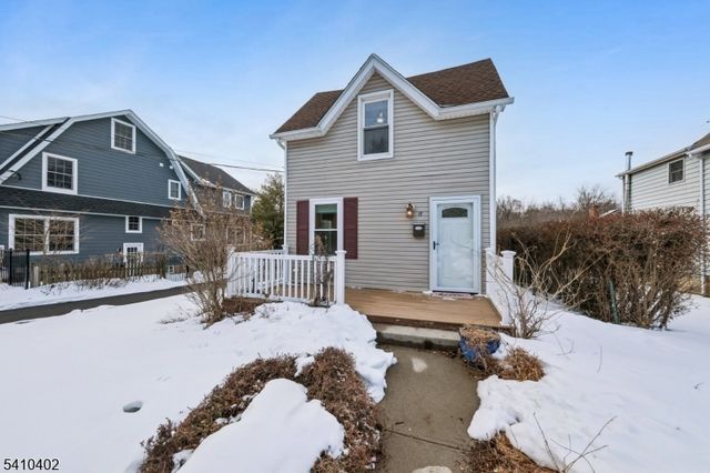 17 Maple Ave, West Orange Twp., NJ 07052