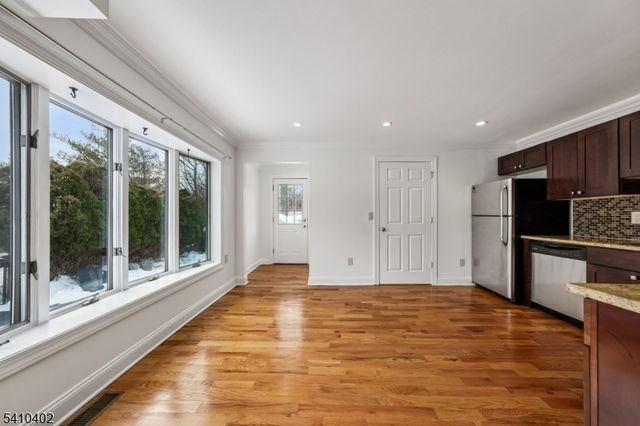 17 Maple Ave, West Orange Twp., NJ 07052