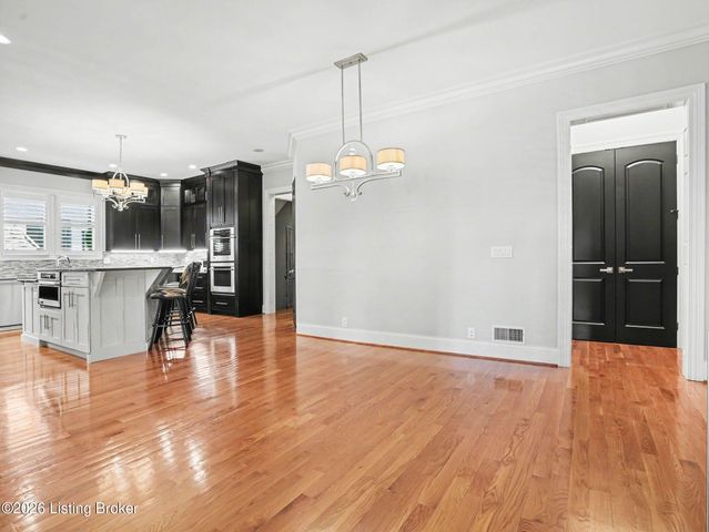 8909 Dolls Eyes St, Prospect, KY 40059