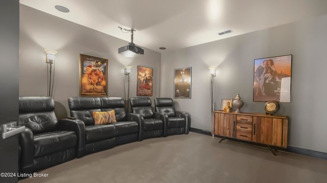 8909 Dolls Eyes St, Prospect, KY 40059
