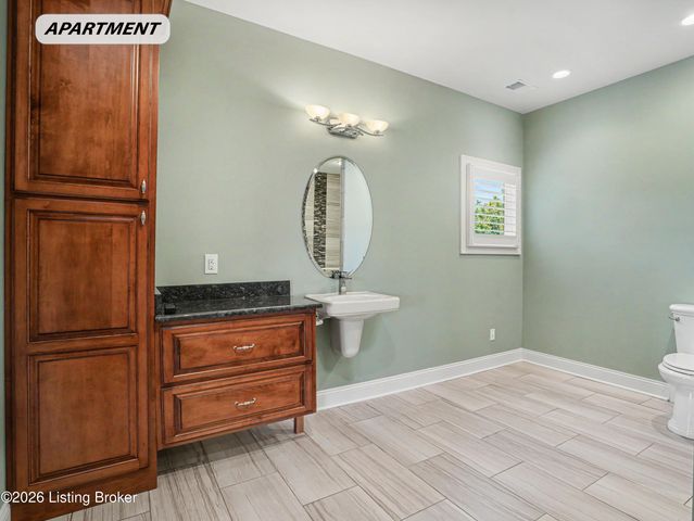 8909 Dolls Eyes St, Prospect, KY 40059