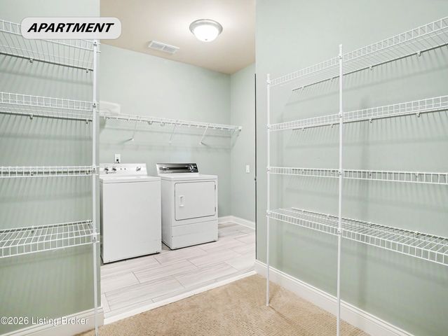 8909 Dolls Eyes St, Prospect, KY 40059