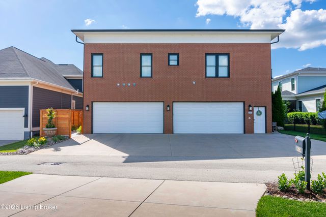8909 Dolls Eyes St, Prospect, KY 40059