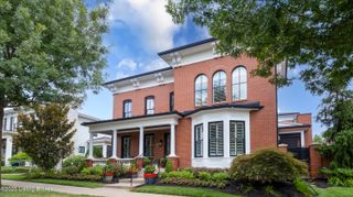 8909 Dolls Eyes St, Prospect, KY 40059