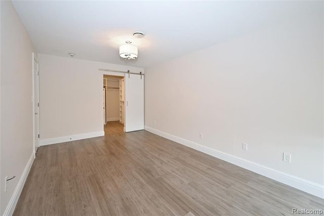 211 E Merrill Street 410, Birmingham, MI 48009