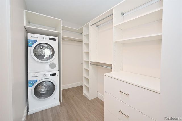211 E Merrill Street 410, Birmingham, MI 48009