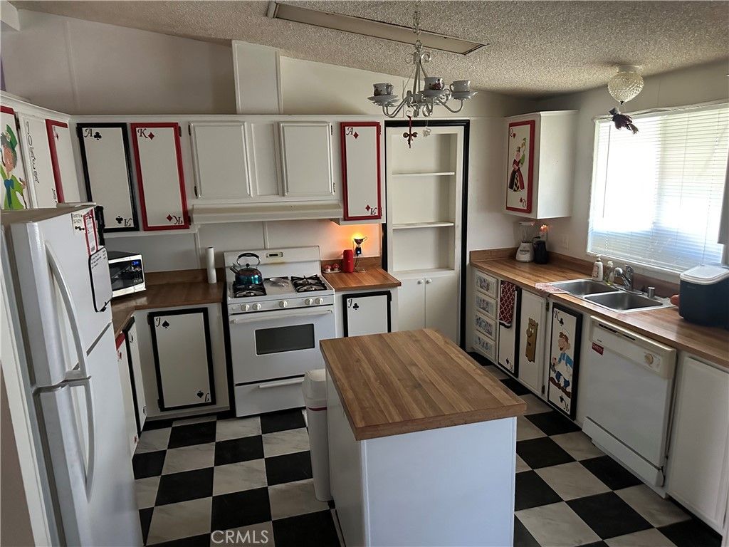 80 E Dawes Street 99, Perris, CA 92571 — photo 4
