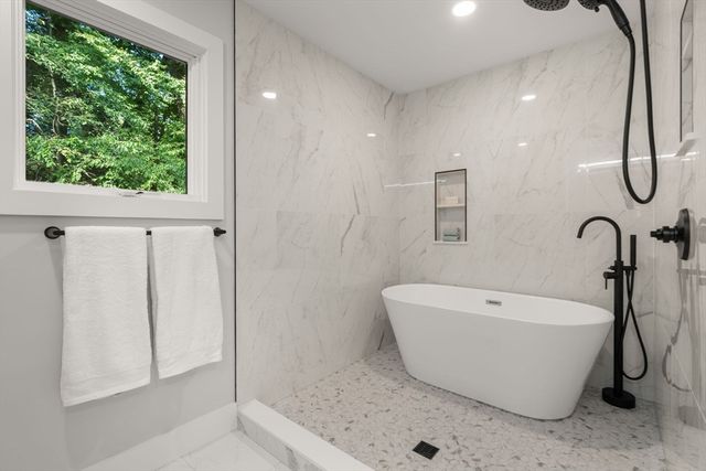 184 Bedford Rd, Lincoln, MA 01773