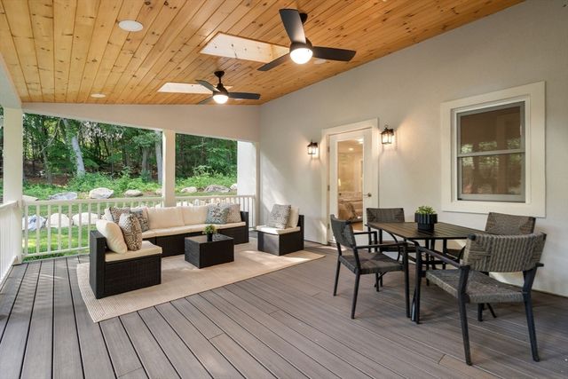 184 Bedford Rd, Lincoln, MA 01773