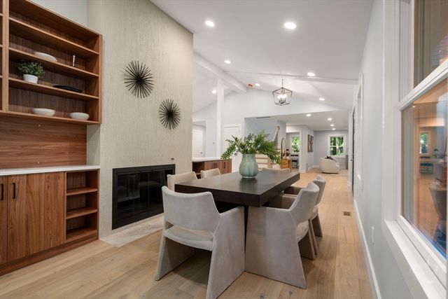 184 Bedford Rd, Lincoln, MA 01773