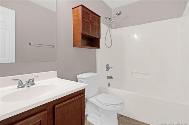 567 Broad Drive, Raeford, NC 28376