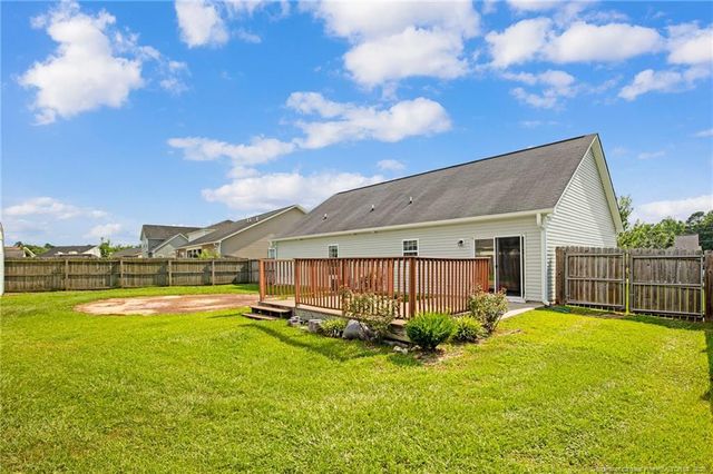 567 Broad Drive, Raeford, NC 28376