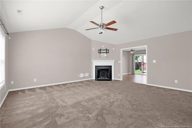 567 Broad Drive, Raeford, NC 28376