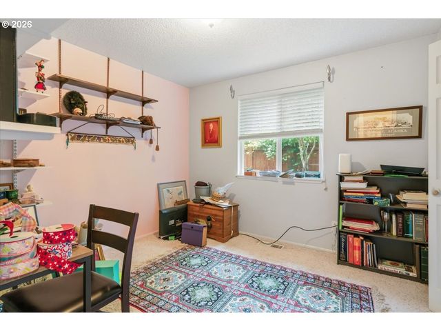 806 Ne NIGHTINGALE Ct, Keizer, OR 97303