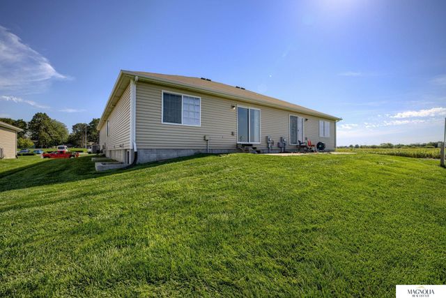 2644 W Timber Lake Drive, Lincoln, NE 68522