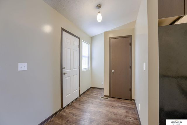 2644 W Timber Lake Drive, Lincoln, NE 68522