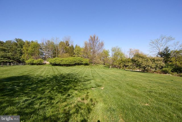 1012 BODINE RD, Chester Springs, PA 19425