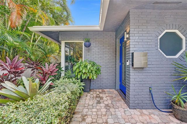 1280 NE 40th Street, Oakland Park, FL 33334