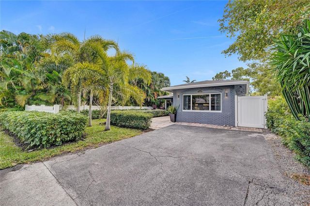 1280 NE 40th Street, Oakland Park, FL 33334