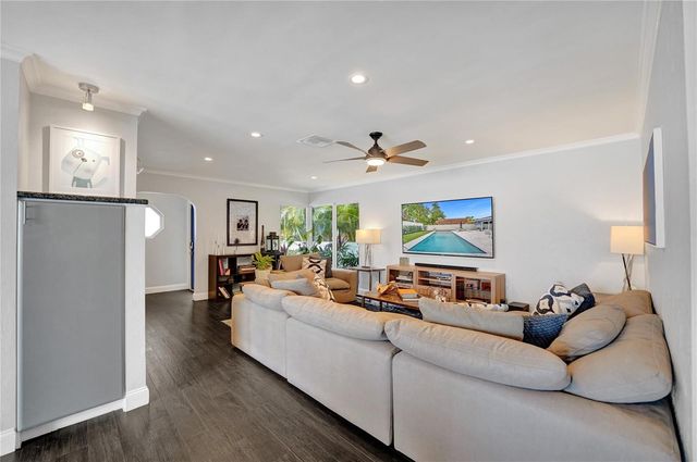 1280 NE 40th Street, Oakland Park, FL 33334