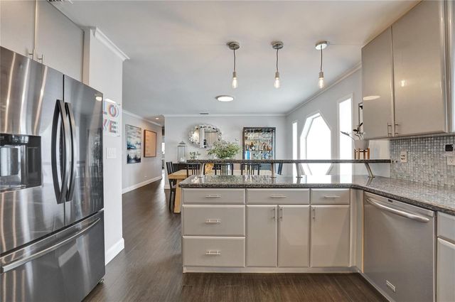 1280 NE 40th Street, Oakland Park, FL 33334