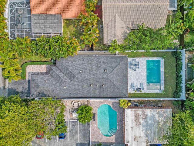 1280 NE 40th Street, Oakland Park, FL 33334