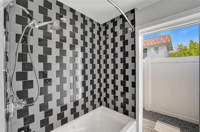 1280 NE 40th Street, Oakland Park, FL 33334