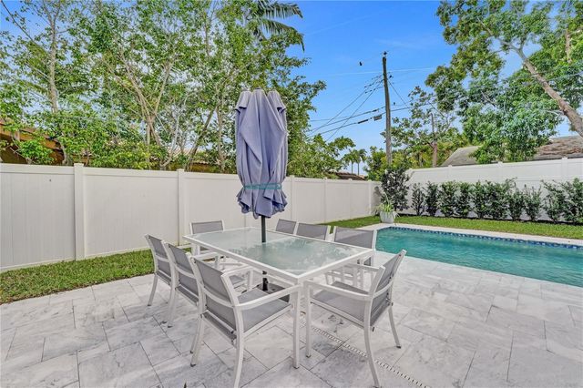 1280 NE 40th Street, Oakland Park, FL 33334