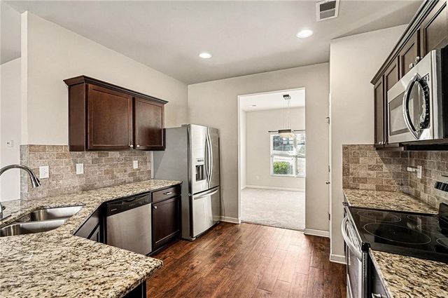 11046 Genova Terrace, Hampton, GA 30228