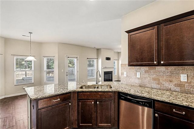 11046 Genova Terrace, Hampton, GA 30228