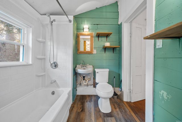 109 Reynolds St, Hot Springs, AR 71901