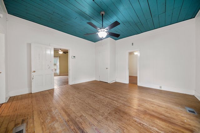 109 Reynolds St, Hot Springs, AR 71901