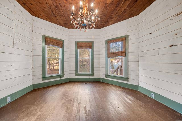 109 Reynolds St, Hot Springs, AR 71901