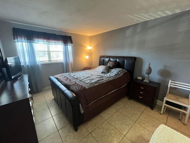 289 Brittany G, Delray Beach, FL 33446