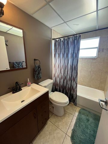 289 Brittany G, Delray Beach, FL 33446