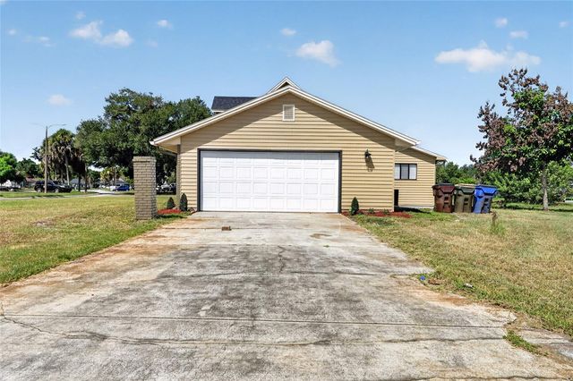 4400 LAKE TRUDY DRIVE, St Cloud, FL 34769