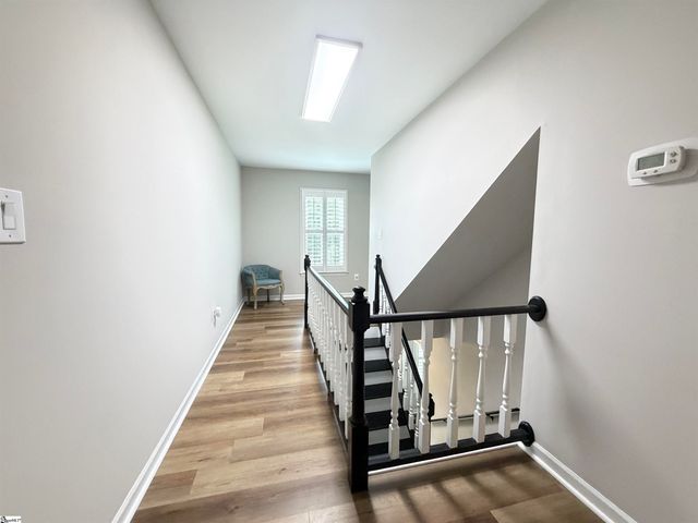 66 Cain Road, Laurens, SC 29360