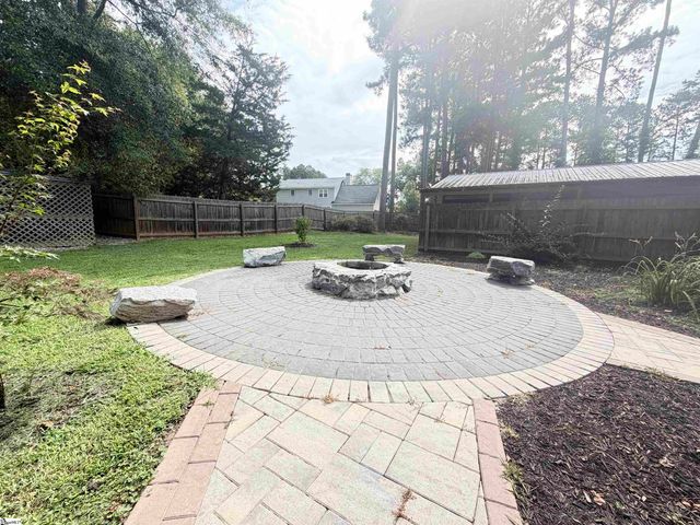 66 Cain Road, Laurens, SC 29360