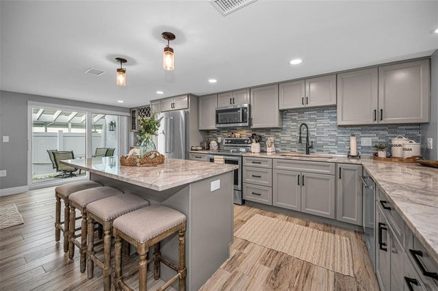 1 WINDRUSH BOULEVARD 51, Indian Rocks Beach, FL 33785