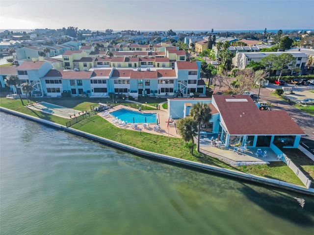 1 WINDRUSH BOULEVARD 51, Indian Rocks Beach, FL 33785