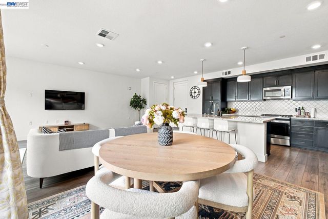 45231 Ambition St 202, Fremont, CA 94538