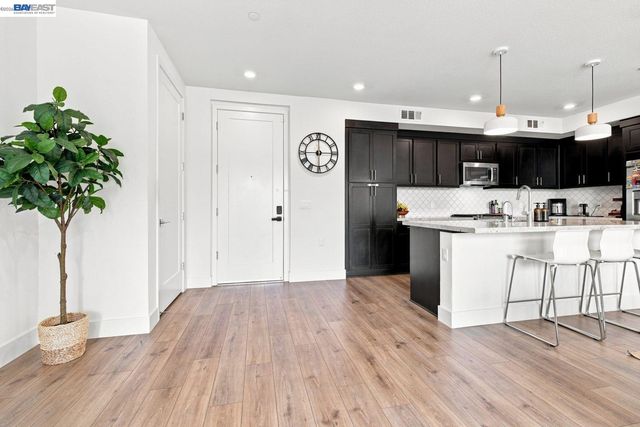 45231 Ambition St 202, Fremont, CA 94538