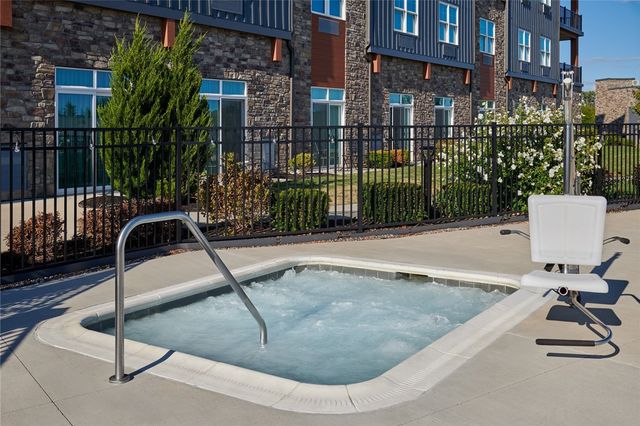 205 Lakeshore Drive 502, Canandaigua City, NY 14424