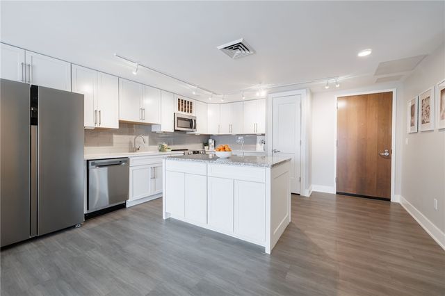 205 Lakeshore Drive 502, Canandaigua City, NY 14424