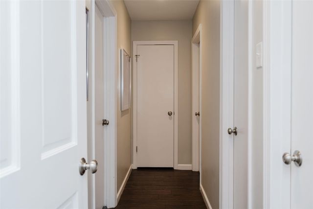 3257 Brookhaven Club Drive, Farmers Branch, TX 75234